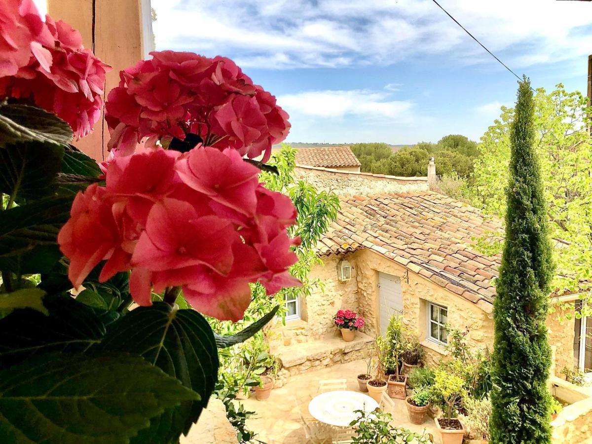 Вилла L'Ile Aux Fleurs Ventabren Экстерьер фото